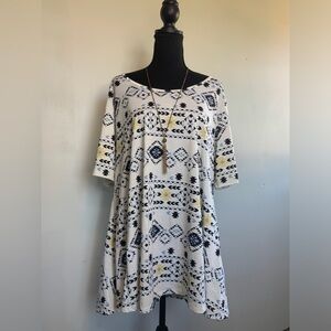 LuLaRoe Melissa Sharkbite Swing Tunic Size 2x